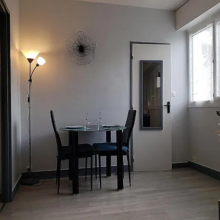 Les Jardins Du Clain Apartment Poitiers Exterior photo