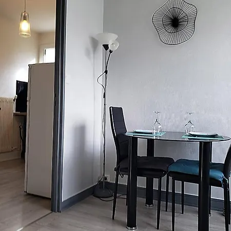 Les Jardins Du Clain Apartment Poitiers Exterior photo