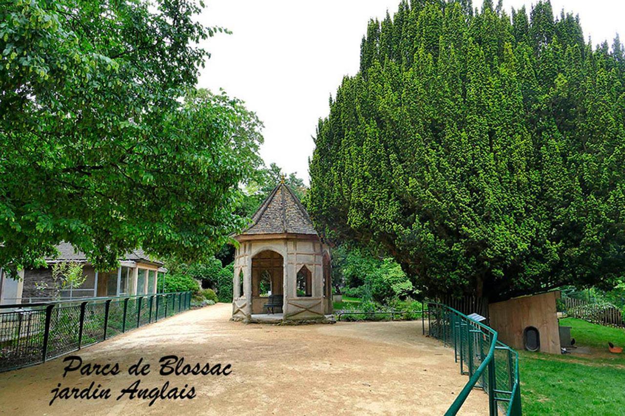 Les Jardins Du Clain Apartment *